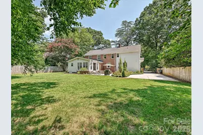 1642 Providence Road, Charlotte, NC 28207 - Photo 48