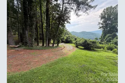 4897 Hwy 226 Highway N, Little Switzerland, NC 28749 - Photo 6