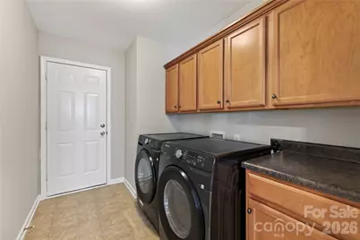 8932 Oransay Way, Charlotte, NC 28278 - Photo 32