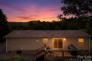 132 E View Dr, Mars Hill, NC 28754 - Photo 2
