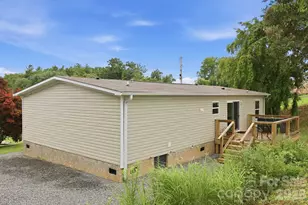 132 E View Dr, Mars Hill, NC 28754 - Photo 34