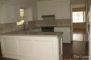 3100 Greenwood Park Cir, Albemarle, NC 28001 - Photo 8