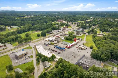 135 Fairway Shopping Center Street, Hudson, NC 28638 - Photo 20
