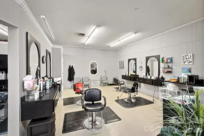 135 Fairway Shopping Center Street, Hudson, NC 28638 - Photo 4