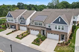 3019 Wittering Dr, Charlotte, NC 28226 - Photo 2