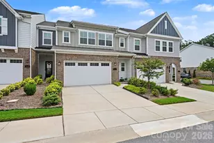 3019 Wittering Dr, Charlotte, NC 28226 - Photo 4