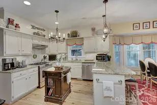 9209 Hanover South Trail, Charlotte, NC 28210 - Photo 14