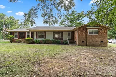 816 Clinton Avenue, Lancaster, SC 29720 - Photo 1