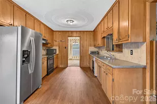 3040 E Maiden Rd, Maiden, NC 28650 - Photo 14