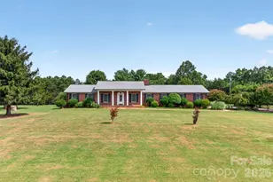 3040 E Maiden Rd, Maiden, NC 28650 - Photo 2