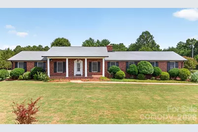 3040 E Maiden Road, Maiden, NC 28650 - Photo 1