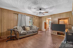 3040 E Maiden Rd, Maiden, NC 28650 - Photo 16