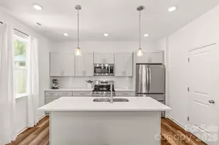 1913 Marlwood Cir, Charlotte, NC 28227 - Photo 12