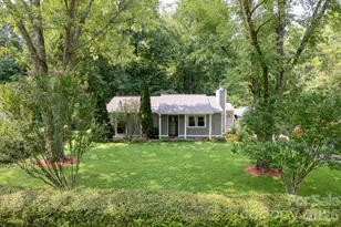 121 Wicklow Dr, Asheville, NC 28806 - Photo 1