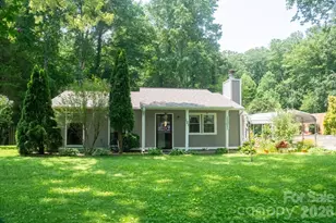 121 Wicklow Dr, Asheville, NC 28806 - Photo 2