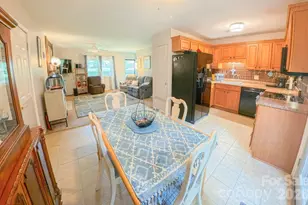 121 Wicklow Dr, Asheville, NC 28806 - Photo 8