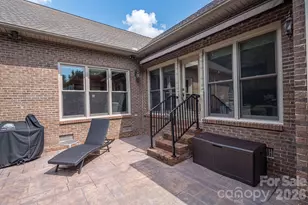 725 Hanna Woods Dr, Cramerton, NC 28032 - Photo 42