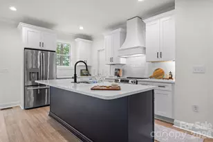 3821 54th Ave NE, Hickory, NC 28601 - Photo 10