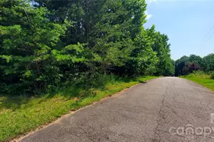 123 River Bank Rd, Statesville, NC 28625 - Photo 1