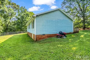 151 W Melissa Ln, Forest City, NC 28043 - Photo 4