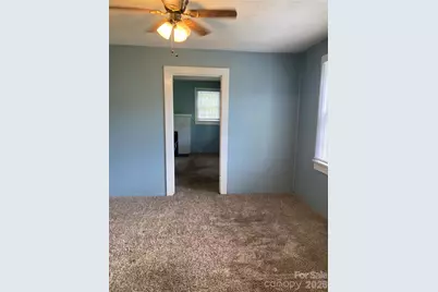 2407 Florida Avenue, Kannapolis, NC 28083 - Photo 8