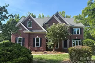 2421 Arden Gate Ln, Charlotte, NC 28262 - Photo 1