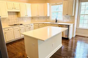 2421 Arden Gate Ln, Charlotte, NC 28262 - Photo 10