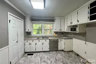 436 E Club Dr, Gastonia, NC 28054 - Photo 24