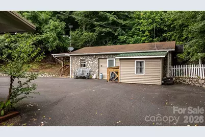1755 F M McLean Place, Lenoir, NC 28645 - Photo 4