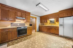 1755 F M McLean Pl, Lenoir, NC 28645 - Photo 16