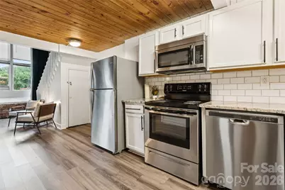 201 S Hoskins Road #111, Charlotte, NC 28208 - Photo 6