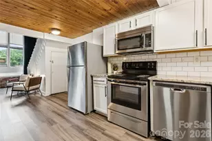 201 S Hoskins Rd, Charlotte, NC 28208 - Photo 6
