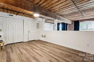 201 S Hoskins Rd, Charlotte, NC 28208 - Photo 14