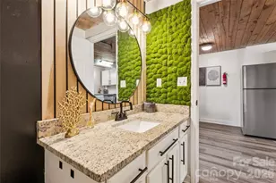 201 S Hoskins Rd, Charlotte, NC 28208 - Photo 10