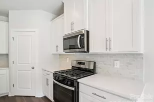 2445 Maxton Dr, Salisbury, NC 28144 - Photo 6