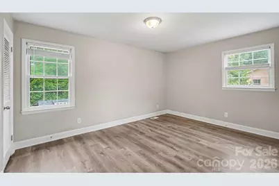 6601 Lynfield Drive, Charlotte, NC 28212 - Photo 8
