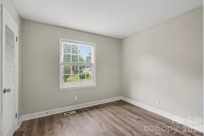 6601 Lynfield Drive, Charlotte, NC 28212 - Photo 10