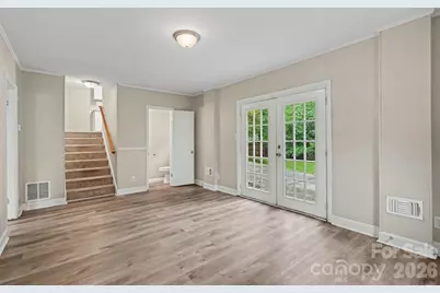 6601 Lynfield Drive, Charlotte, NC 28212 - Photo 6