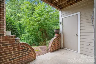 9849 Campus Walk Ln, Charlotte, NC 28262 - Photo 30