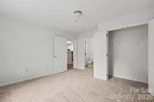 9849 Campus Walk Ln, Charlotte, NC 28262 - Photo 26