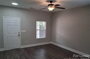 8214 Deodora Cedar Ln, Charlotte, NC 28215 - Photo 4
