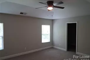 8214 Deodora Cedar Ln, Charlotte, NC 28215 - Photo 8