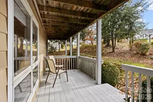 122 Broadmoor Dr, Flat Rock, NC 28731 - Photo 38