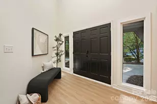 6301 Saddlebrook Ct, Charlotte, NC 28226 - Photo 4