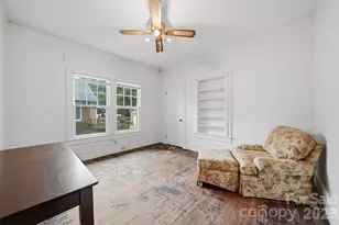 211 Lenoir St, Morganton, NC 28655 - Photo 20