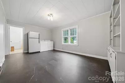 211 Lenoir Street, Morganton, NC 28655 - Photo 24