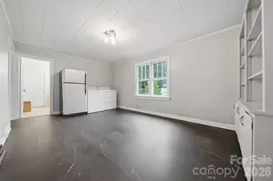 211 Lenoir St, Morganton, NC 28655 - Photo 24