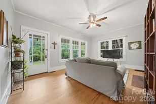 211 Lenoir St, Morganton, NC 28655 - Photo 6