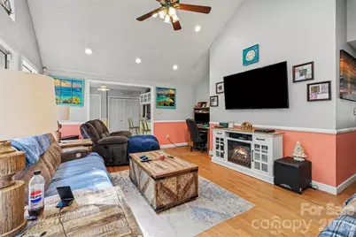 433 Foster Lake Road, Blacksburg, SC 29702 - Photo 6