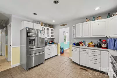 433 Foster Lake Road, Blacksburg, SC 29702 - Photo 18